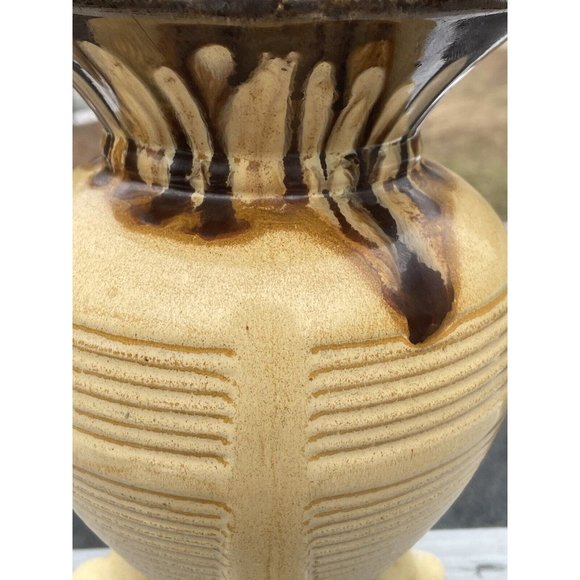 Antique Early 20th C. TECO Ribbed Tripod Footed Yellow Glazed Art Deco Pottery - Picture 6 of 16